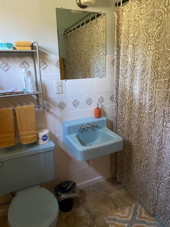 Royal Motel Ironwood Bagian luar foto