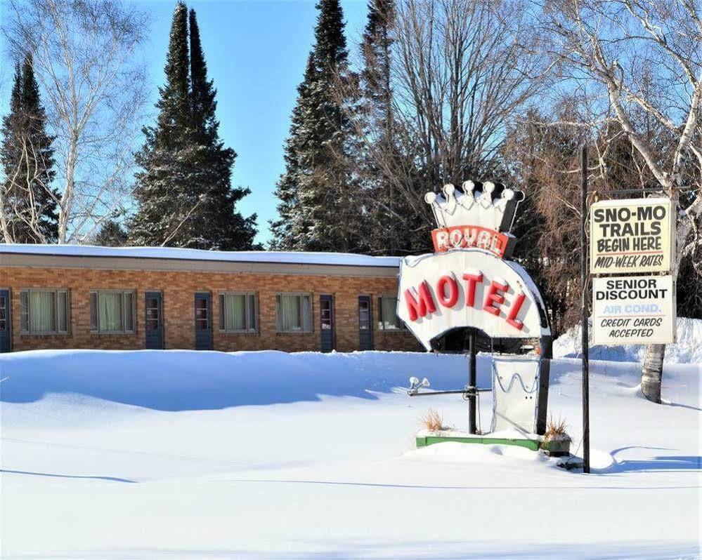 Royal Motel Ironwood Bagian luar foto